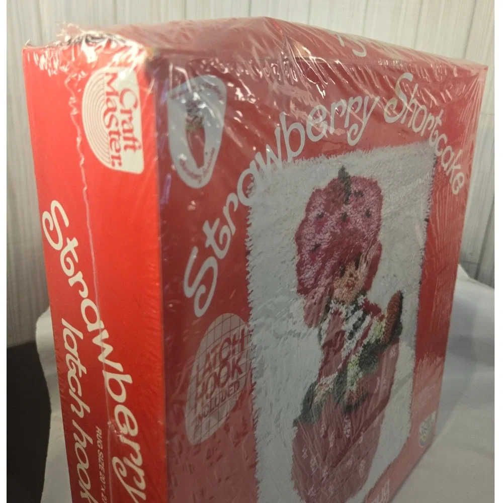 Vintage Strawberry Shortcake Latch Hook Rug Kit Craft Master 1981 Sealed 20